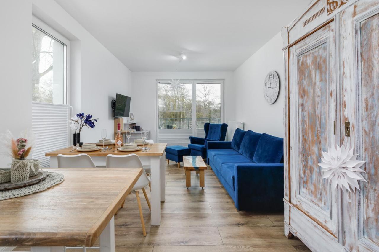 Green Square Apartment With Balcony Swinoujscie By Noclegi Renters 외부 사진
