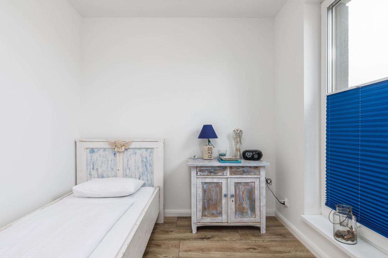 Green Square Apartment With Balcony Swinoujscie By Noclegi Renters 외부 사진
